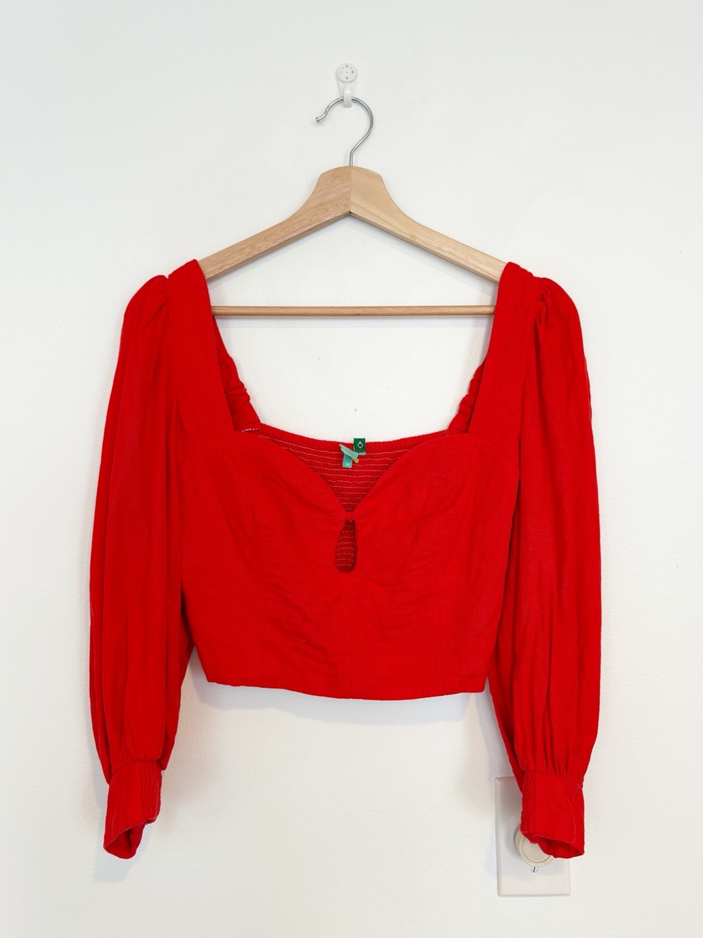 FARM Rio || Keyhole Sweetheart Top Blouse Smocked Linen Red Medium